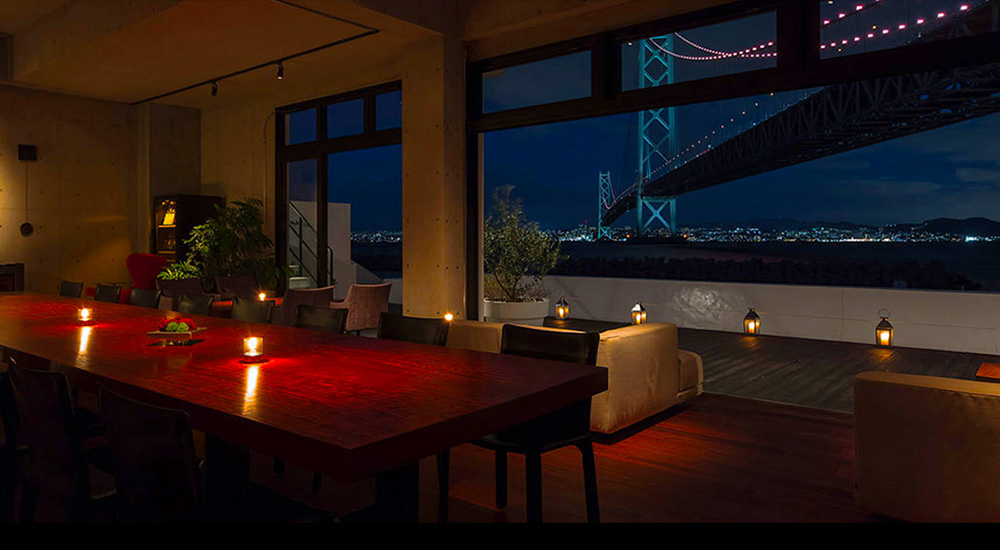 CORAL KITCHEN by the sea